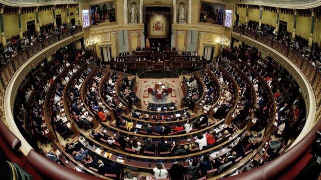 Vue des parlementaires de la chambre basse du Parlement espagnol de Madrid [EPA/Keystone - Javier Lizon]