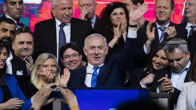 Benjamin Netanyahu photographié pendant son discours de victoire. [EPA/Keystone - Jim Hollander]