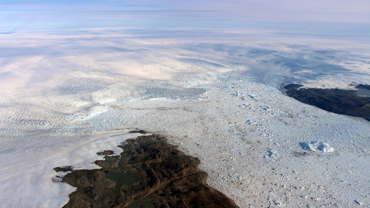 Le glacier Jakobshavn récupère un peu de volume. [NASA via AP]