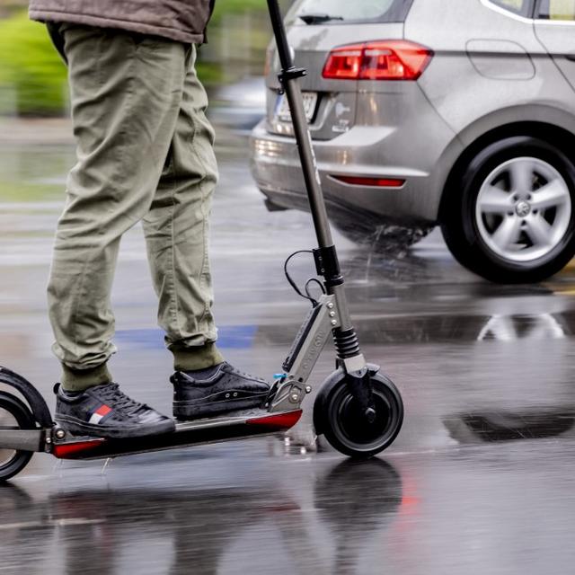 Genève renonce à autoriser les trottinettes électriques en libre-service. [AFP - Christoph Soeder]