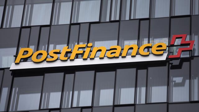 Le bâtiment de PostFinance à Berne. [Keystone - Peter Klaunzer]