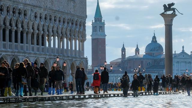 L'"acqua alta" record du mardi 12.11.2019 a submergé 80% de la cité lacustre. [Reuters - Manuel Silvestri]