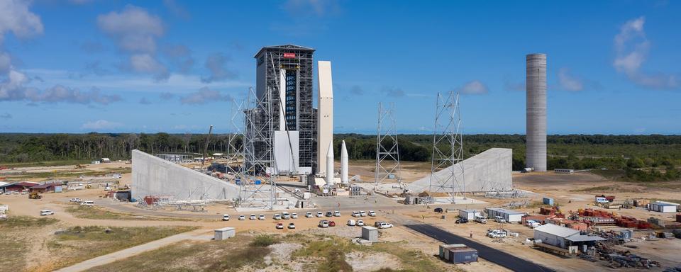 Vue aérienne du chantier ELA 4 au Centre spatial guyanais, futur pas de tir du lanceur Ariane 6.
CNES/ESA/
Sentinel/2019 [Sentinel/2019 - CNES/ESA/]