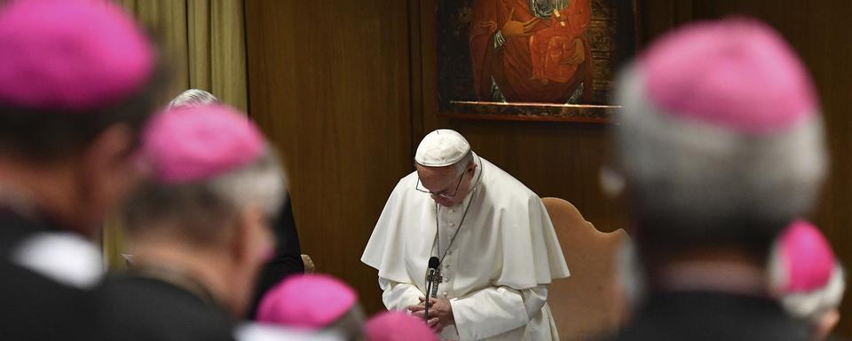 Le pape François a ouvert le sommet sur les abus sexuels perpétrés par des religieux. [AP/Keystone - Vincenzo Pinto]