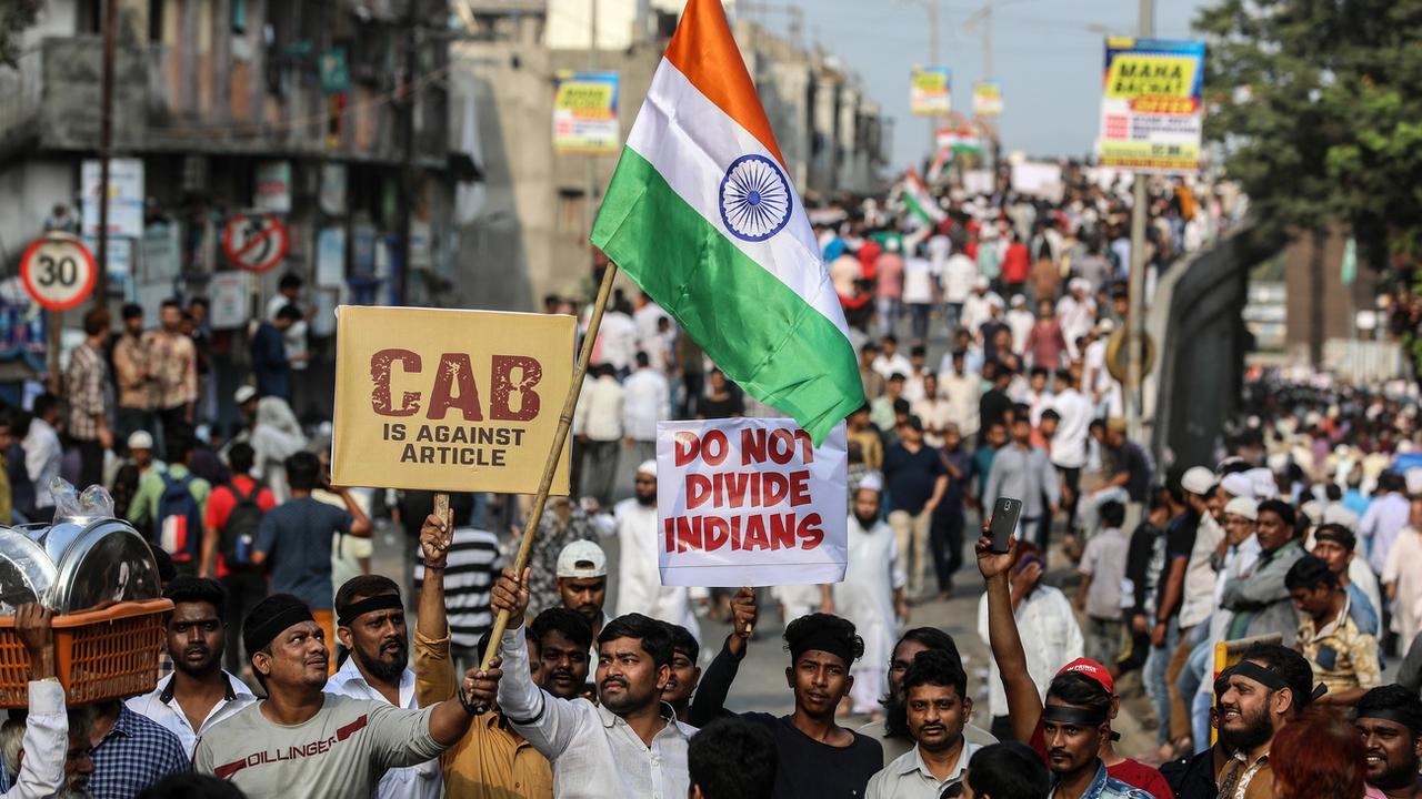 Le mouvement de contestation, principalement mené par des membres de la communauté musulmane, qui constitue 14% du 1,3 milliard d'Indiens, dure depuis la semaine dernière. [Keystone - Divyakant Solanki]