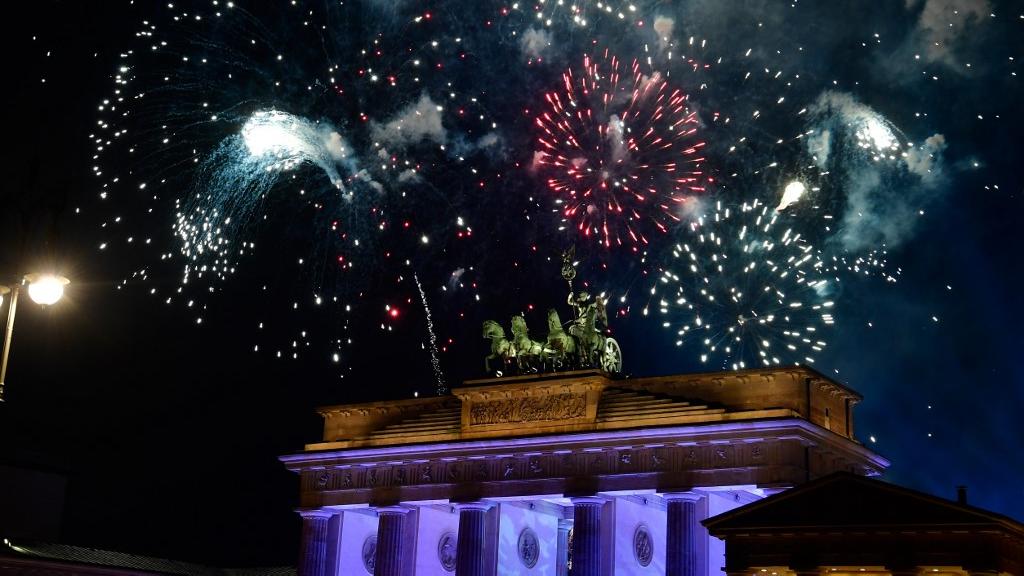 Les feux d'artifice de la nuit du Nouvel An en Allemagne libèrent quelque 5000 tonnes de particules fines dans l'air. [AFP - John Macdougall]