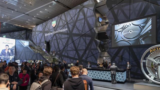 Le stand de Tag Heuer, propriété du groupe de luxe LVMH, au salon Baselworld 2019. [Keystone - Georgios Kefalas]