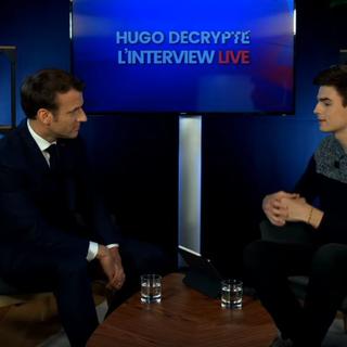 Hugo Travers, Youtubeur de la chaîne HugoDécrypte, auquel Emmanuel Macron a accordé un entretien filmé. [HugoDécrypte]