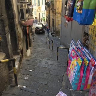Naples, retour sur le lieu du crime. [RTS - Dominique Willemin]