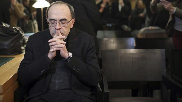 Le cardinal Barbarin lors de son procès, lundi 7 janvier. [Keystone/AP Photo - Laurent Cipriani]