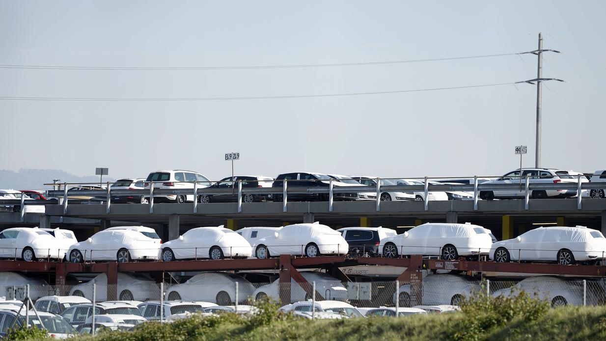 Des véhicules Volkswagen chez AMAG à Lupfig (AG). (Image d'illustration). [Keystone - Walter Bieri]