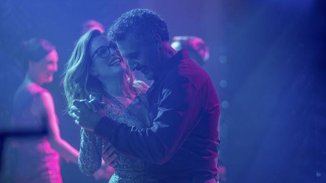 Julianne Moore et John Turturro dans "Gloria Bell". [Ascot Elite Entertainment]