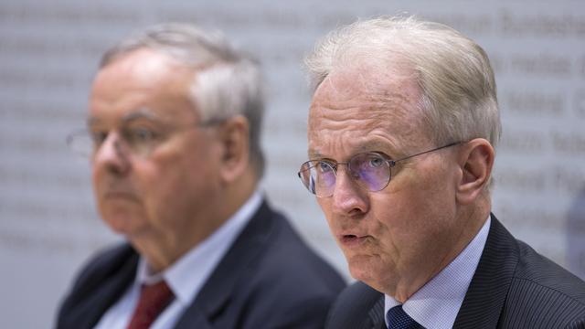 Hans-Ulrich Bigler (d.), directeur de l'USAM, et Jean-François Rime, président de l'USAM. [Keystone - Peter Klaunzer]