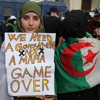 Les étudiants continuent de protester dans la rue en Algérie. [NurPhoto/ AFP - Billal Bensalem]