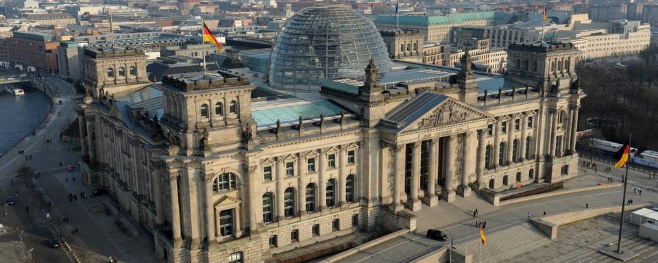 L'Allemagne envisage de desserrer les cordons de la bourse pour la croissance économique. [Keystone/epa - Rainer Jensen]