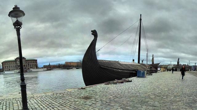 Réplique d'un drakkar viking dans le port de Stockholm. [flickr - Panoramas]