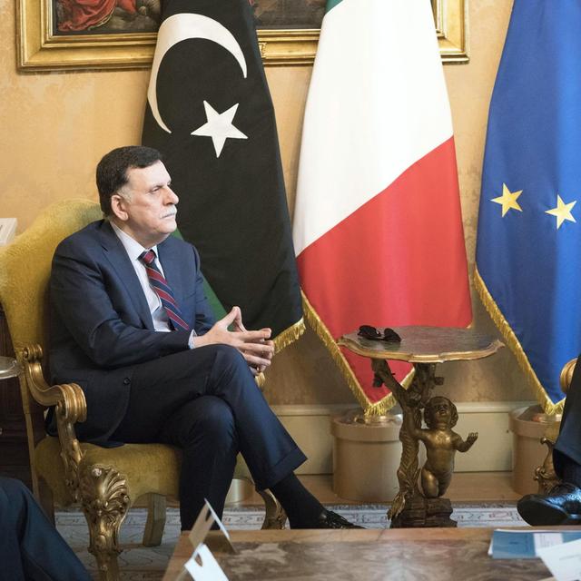 Le Premier ministre libyen Fayez al-Sarraj (gauche) a rencontré son homologue italien Giuseppe Conte, mardi 7 mai à Rome. [EPA/Keystone - Filippo Attilus]