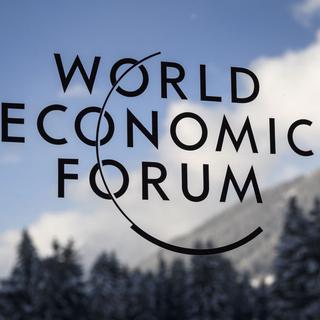 Pour la première fois, le Forum économique mondial de Davos sera coprésidé par six "global shapers". [AFP - Fabrice Coffrini]