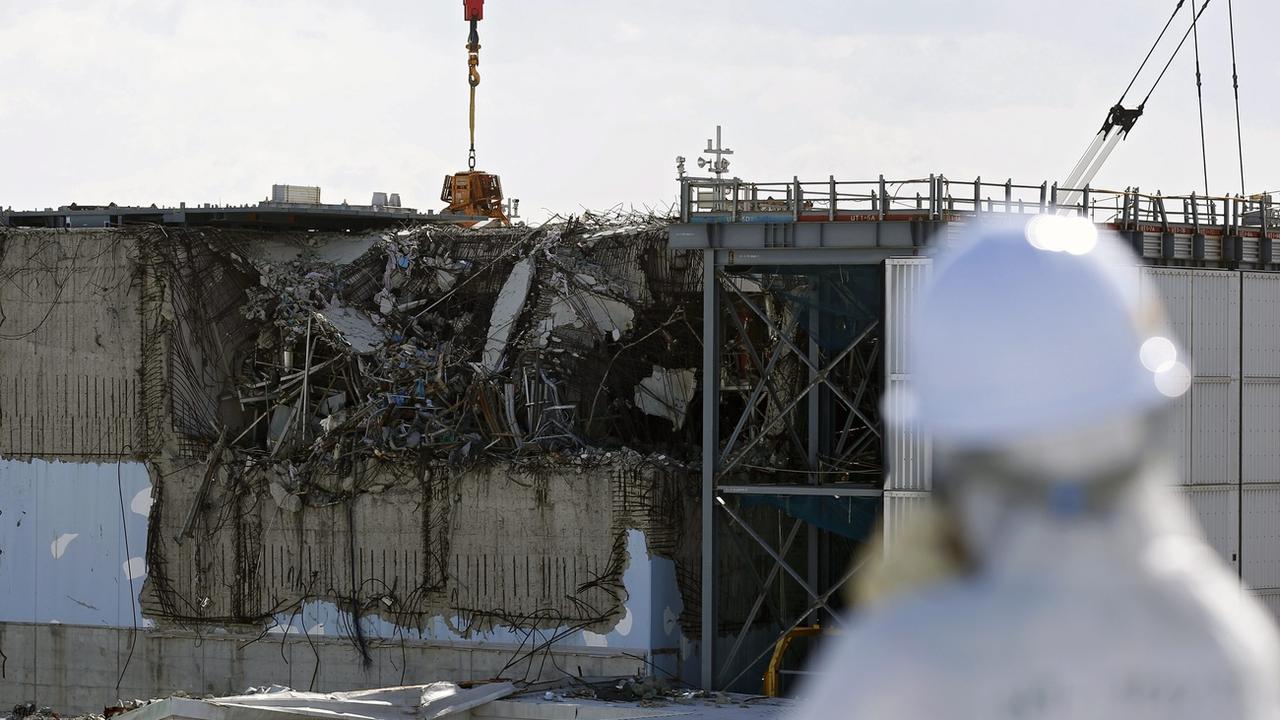 Quelques jours avant le cinquième anniversaire de la catastrophe de Fukushima, une vue du réacteur numéro 3 de la centrale de TEPCO. Japon, le 10 février 2016. [Keystone/epa/pool - Toru Hanai]