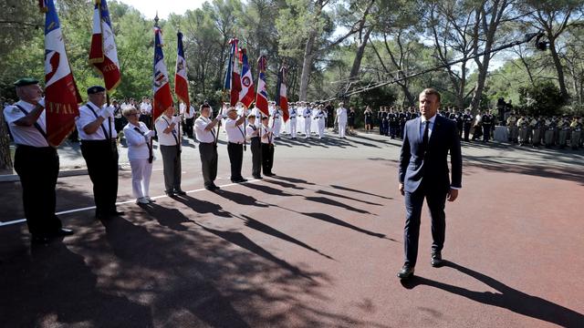 Emmanuel Macron célèbre les 75ème anniversaire du débarquement allié en Provence. [Reuters - Eric Gaillard]