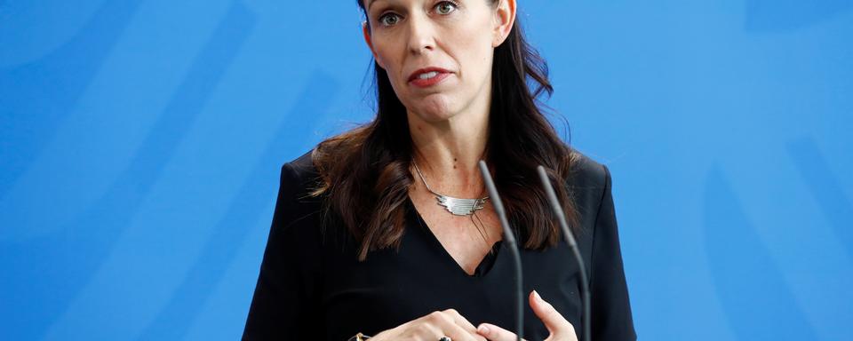 La première ministre néo-zélandaise Jacinda Ardern s'est engagée à durcir les lois sur le port d'armes après la double attaque de Christchurch. [Hannibal Hanschke]