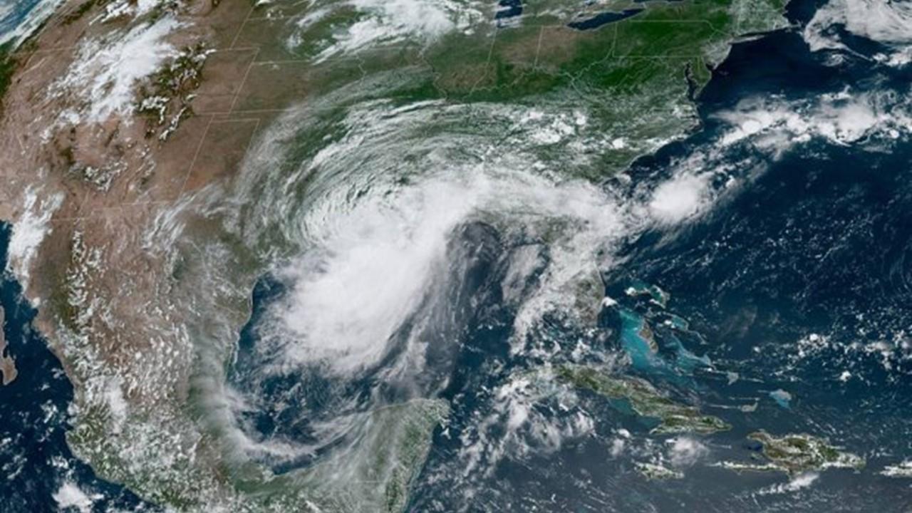 Ouragan Barry entre le Golfe du Mexique et la Louisiane le 13 juillet 2019 [NOAA]
