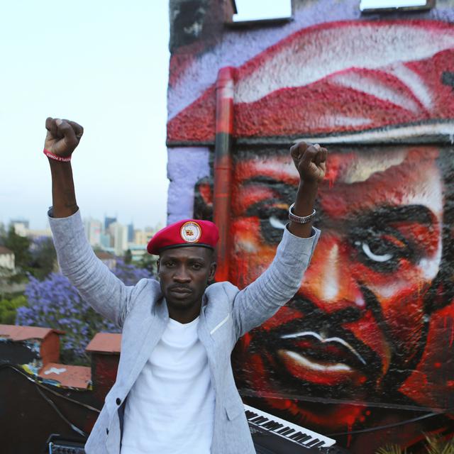 Bobi Wine rappeur et député au parlement Ougandais. [Keystone/AP - Brian Inganga]