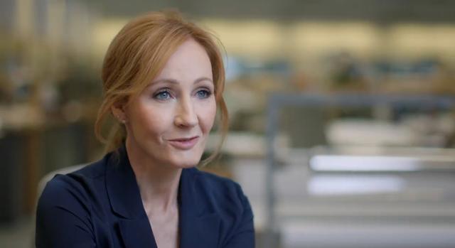 Joanne K.Rowling rappelle que l'alchimie est à la base de la science actuelle. [BBC]