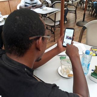 Quelque huit millions de Kenyans utilisent les réseaux sociaux. [RFI]