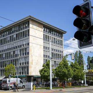 L'immeuble qui abrite le Service des votations et élections de l'Etat de Genève. [Keystone - Salvatore Di Nolfi]