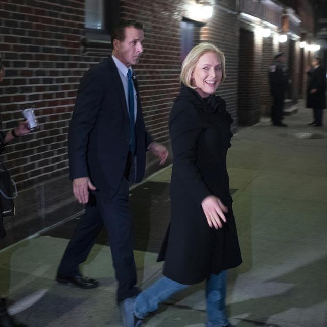 Kirsten Gillibrand à sa sortie de l'émission de Stephen Colbert sur CBS, le 16 janvier 2019. [AP Photo - Craig Ruttle]