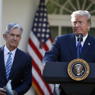 Donald Trump et le président de la Fed, Jerome Powell, en 2017. [AP Photo/Keystone - Alex Brandon]