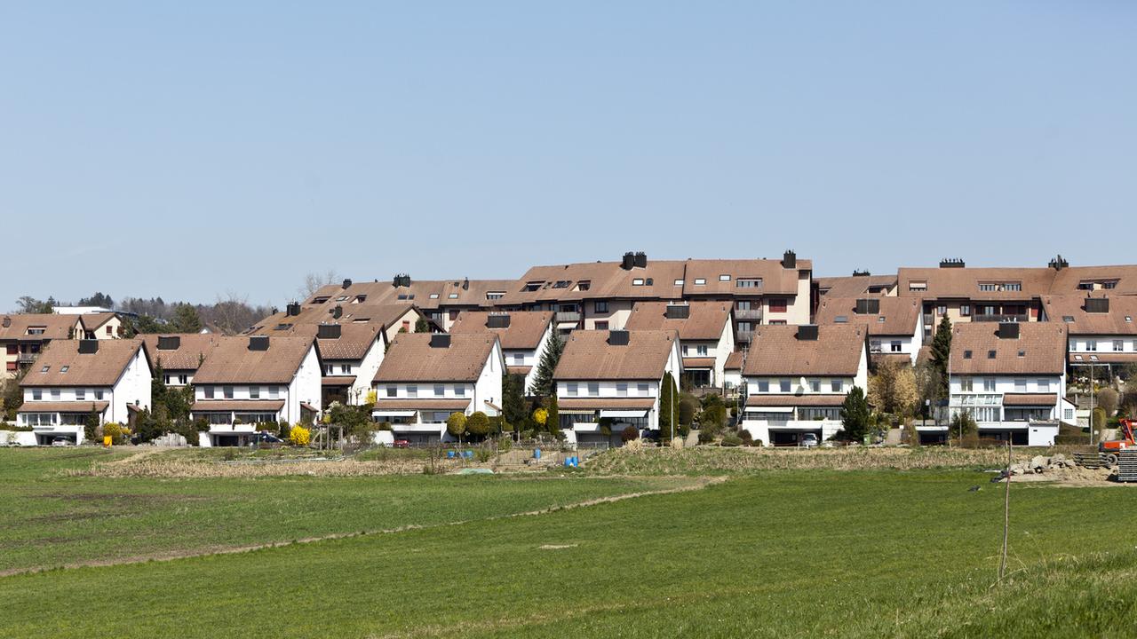 Un quartier de villas dans le canton d'Argovie. [Keystone - Gaëtan Bally]