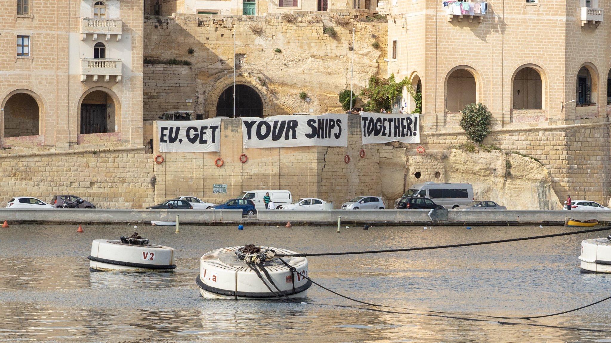 L'ONG "Mission Lifeline" encourage les ministres européens à agir en faveur des migrants. Malte, le 23 septembre 2019. [Mission Lifeline]