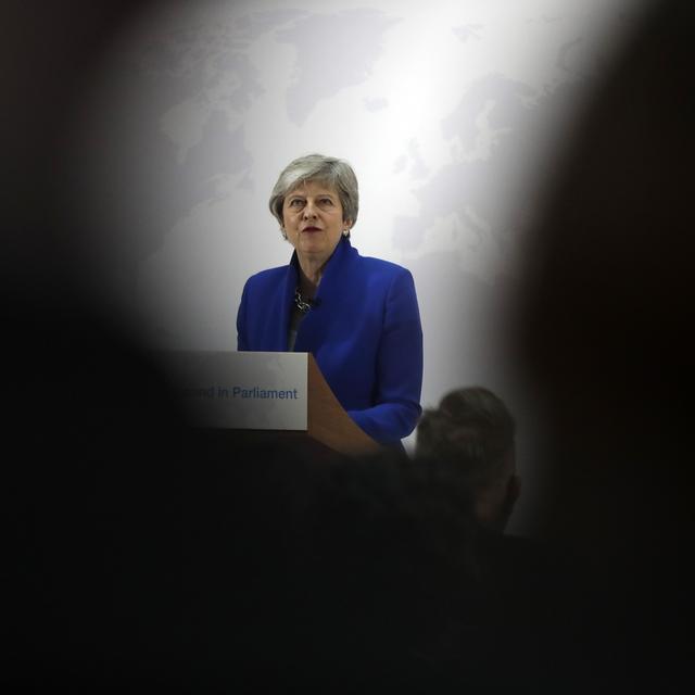 Theresa May entrouvre la porte à un deuxième référendum sur le Brexit [AP/Keystone - KIRSTY WIGGLESWORTH]