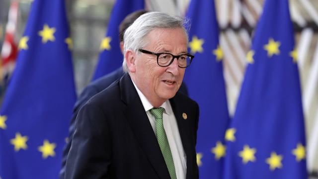 Jean-Claude Juncker est prêt à discuter avec la Suisse sur l'accord-cadre. [Keystone - EPA/Stephanie Lecocq]