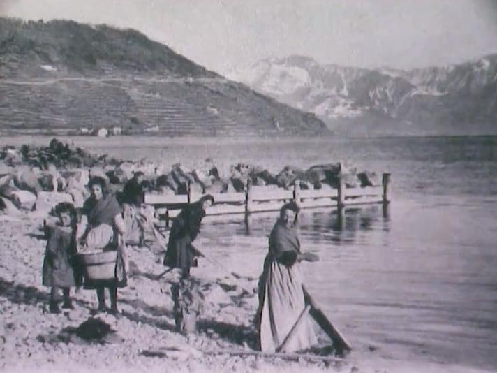 Carte postale des lavandières du Léman.