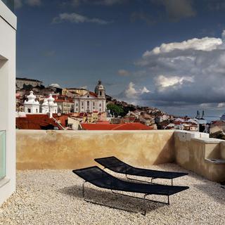 La terrasse d'un hôtel de luxe dans la vieille ville de Lisbonne, au Portugal. (image d'illustration [AFP - Manuel Zublena]