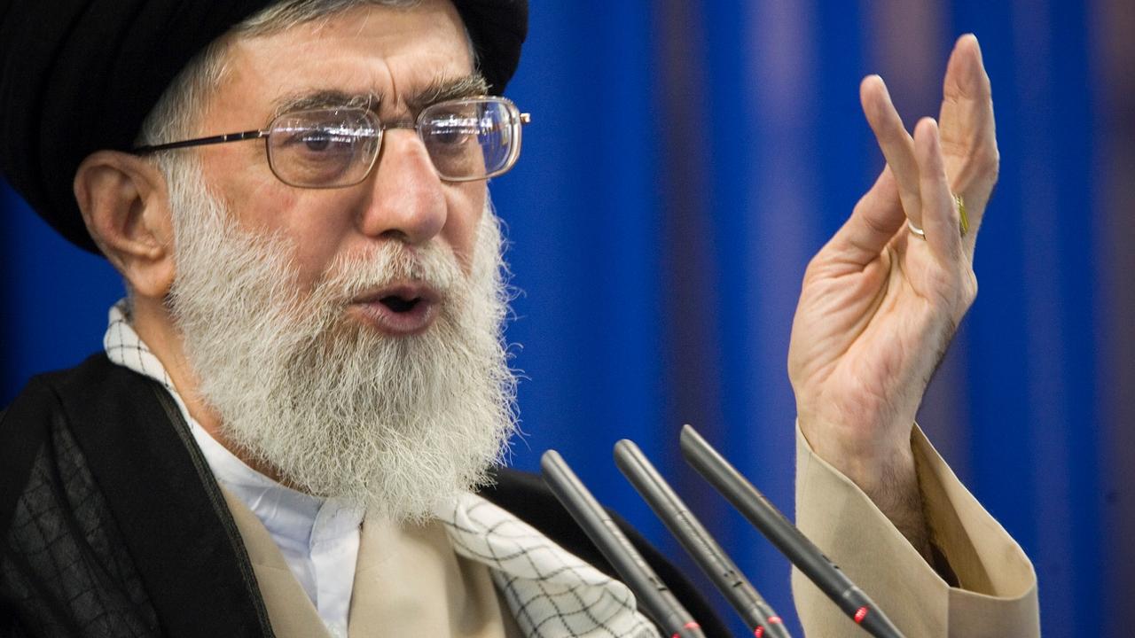 Washington a décidé de placer l'entourage de l'ayatollah Khamenei sur liste noire. Une décision qui vient s'ajouter aux nombreuses sanctions qui frappent déjà l'Iran. [Reuters - Morteza Nikoubazl]