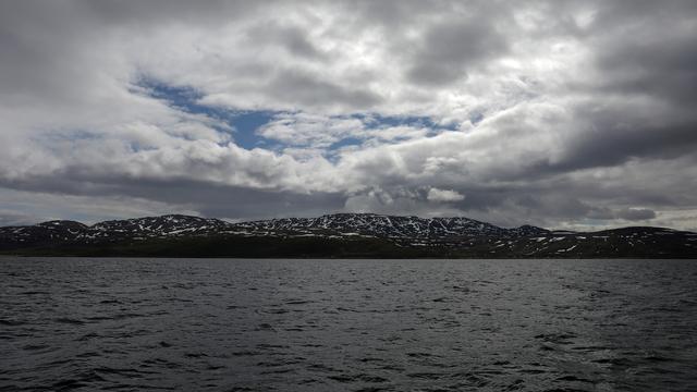Les collines du Repparfjord, en Norvège. [Reuters - Stoyan Nenov]
