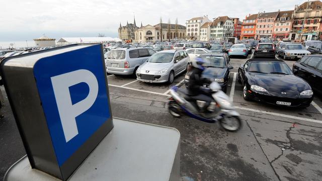 Le parking sur la place du Marché à Vevey. [Keystone - Dominic Favre]