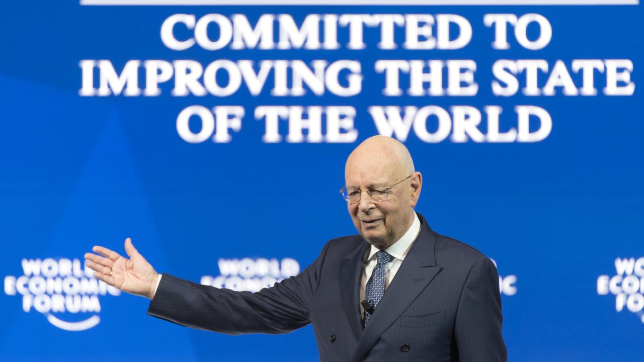 Le fondateur du WEF Klaus Schwab n'exclut pas la fin du WEF sur le site de Davos (GR). [Keystone - Laurent Gilliéron]