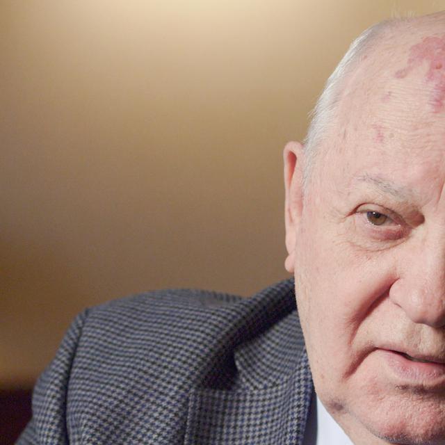 Mikhaïl Gorbatchev - Le dernier avertissement !