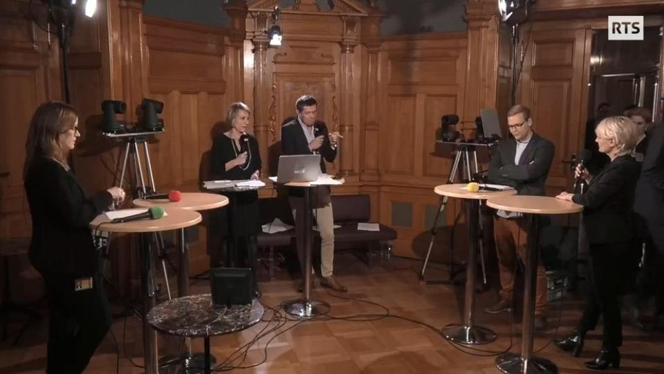 Isabelle Moret interviewée dans Forum à Berne le lundi 2 décembre 2019. [RTS]