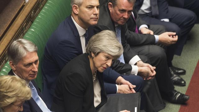 Theresa May a obtenu un mandat pour renégocier l'accord sur le Brexit. [UK Parliament via AP/Keystone - Mark Duffy]