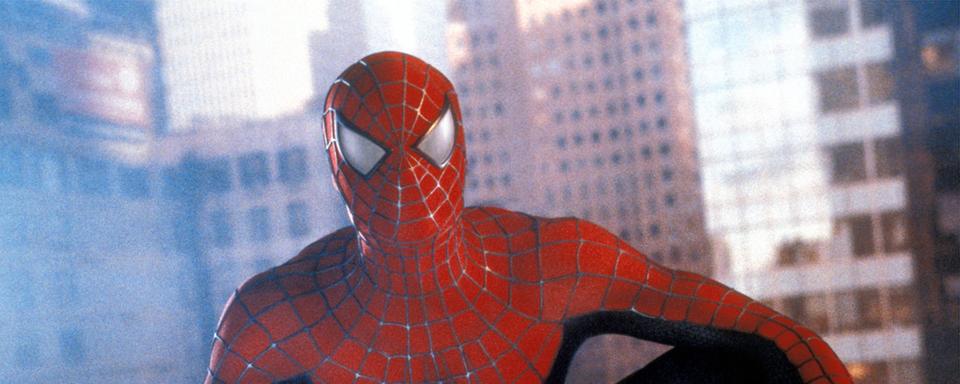 Tobey Maguire dans le rôle du superhéros Spider-Man, de Sam Raimi (2002). [Keystone - AP Photo / Columbia TriStar]