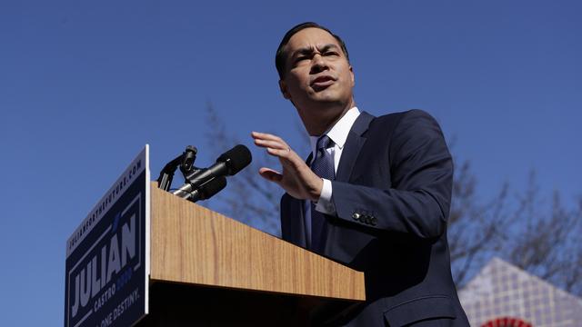 L'ancien maire de San Antonio et ministre de Barack Obama Julian Castro, se lance dans la course à la présidentielle américaine. [AP Photo - Eric Gay]