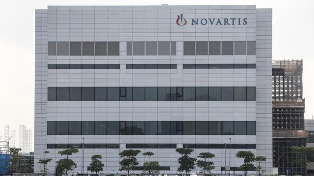 Un bâtiment de Novartis à Singapour. [Keystone/AP - Wallace Woon]