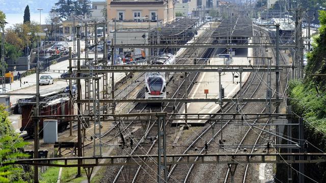 Les CFF et Swiss ont conclu un partenariat après la mise en place d'une navette entre Lugano et Zurich. [Keystone - Karl Mathis]