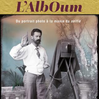 La Médiathèque Valais expose l'évolution du portrait photographique. [mediatheque.ch]